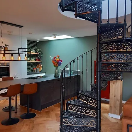 Luxurious House Close To The Center Of Amsterdam